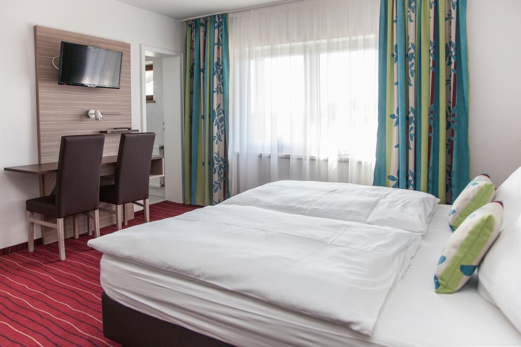 Chiemgau Hotel Viktoria Грабенштетт Экстерьер фото